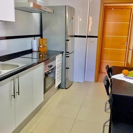 Luxury Living Apartment *